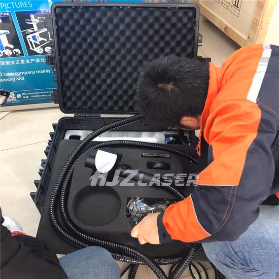 Machine de nettoyage laser à fibre Jpt Raycus pour le décapage de la peinture et l'élimination de la rouille